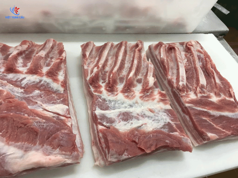 Thịt ba chỉ heo rút xương Nga